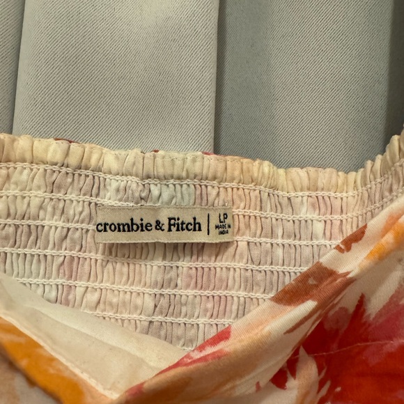 Abercrombie & Fitch Floral Puff-Sleeve Mini Dress in Pink & Peach - Picture 4 of 7